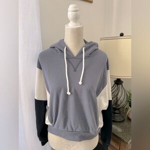 NWT Abercrombie & Fitch Cropped Colorblock Hoodie